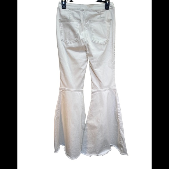 We the Free Just Float On Flare Jeans - Picture 7 of 9